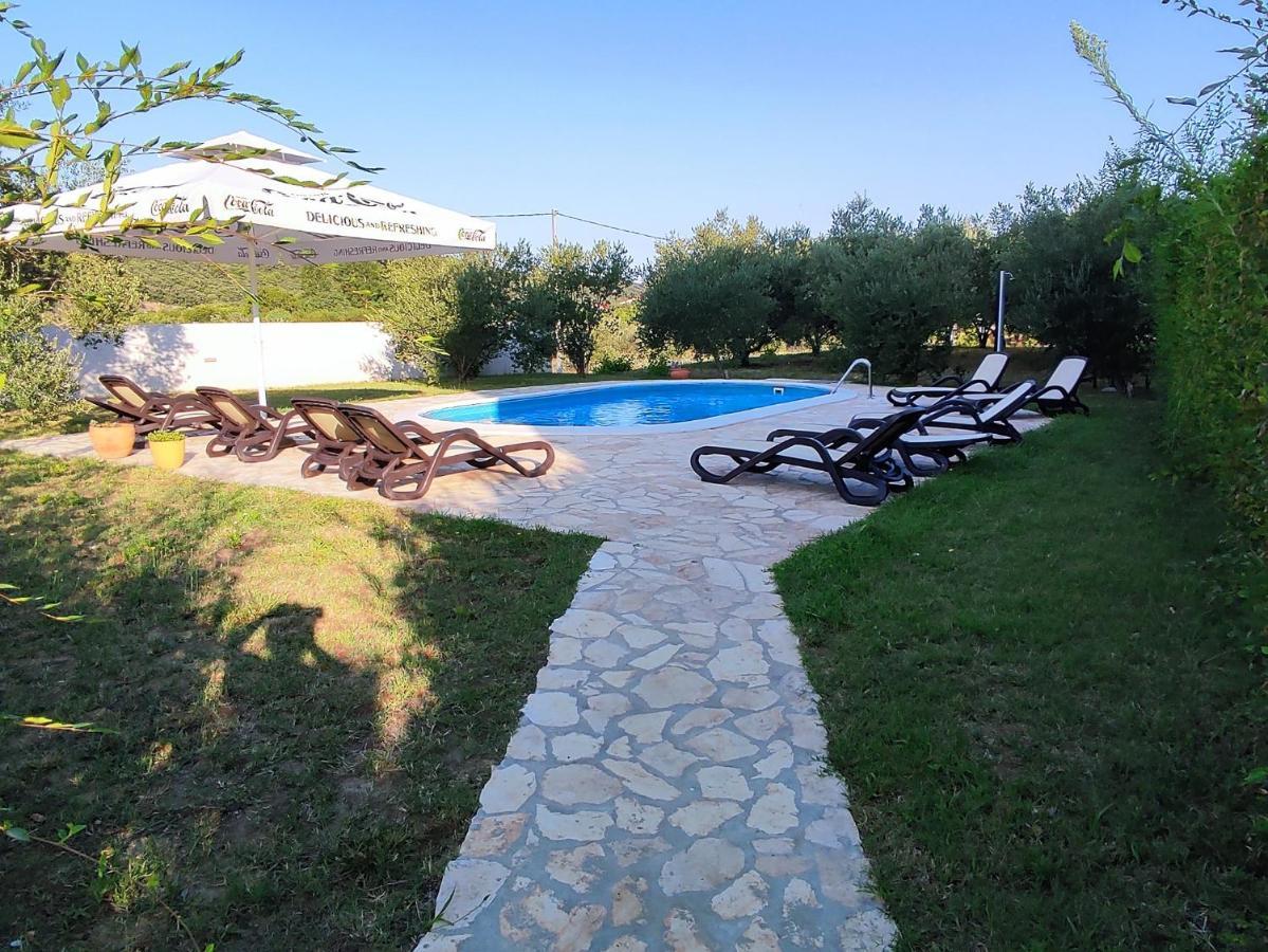 Apartment Arba 1 With Heated Pool Rab Town Dış mekan fotoğraf