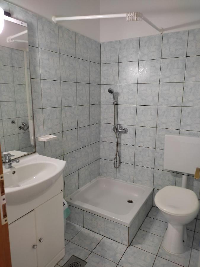Apartment Arba 1 With Heated Pool Rab Town Dış mekan fotoğraf