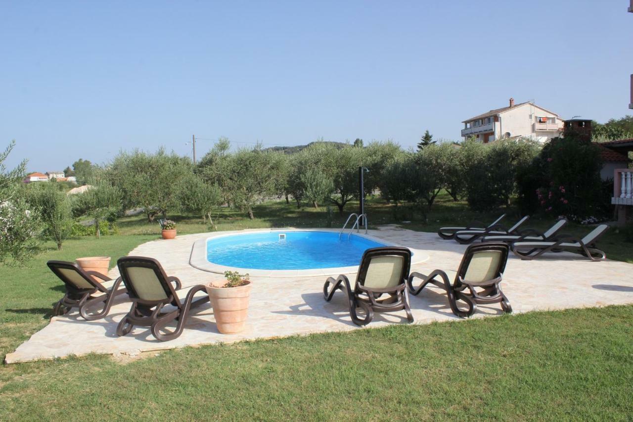 Apartment Arba 1 With Heated Pool Rab Town Dış mekan fotoğraf